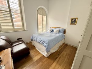 Photo 1- click for photo gallery